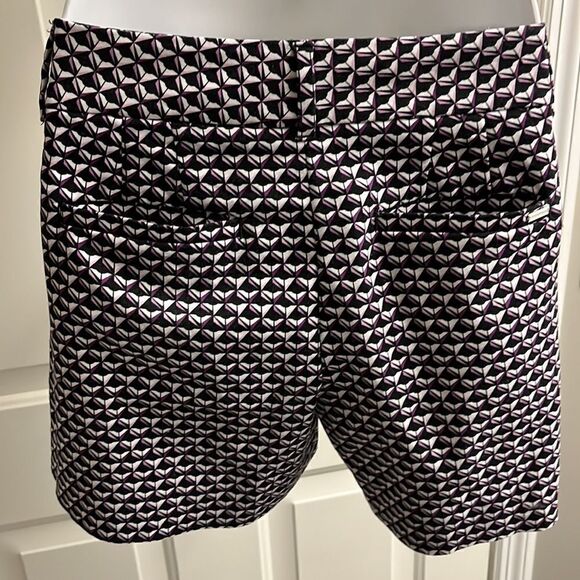 White House Black Market Abstract Print Short 4 Pocket Clasp Zip Shorts- Size 6 - Picture 9 of 16